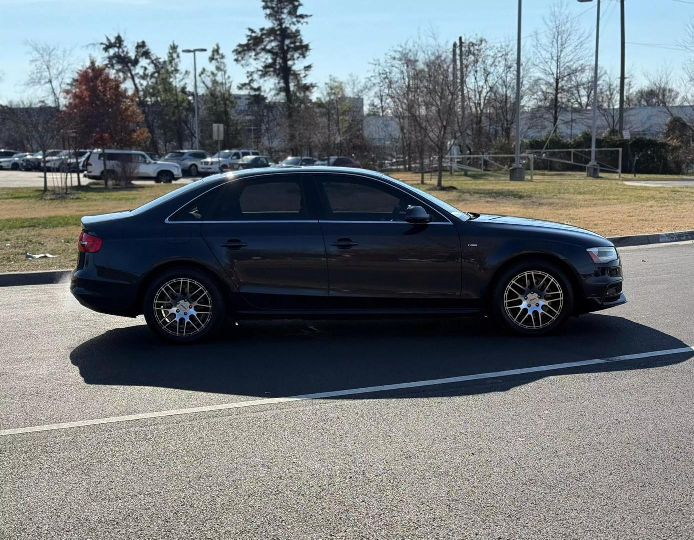 2015 Audi A4 Premium photo 3