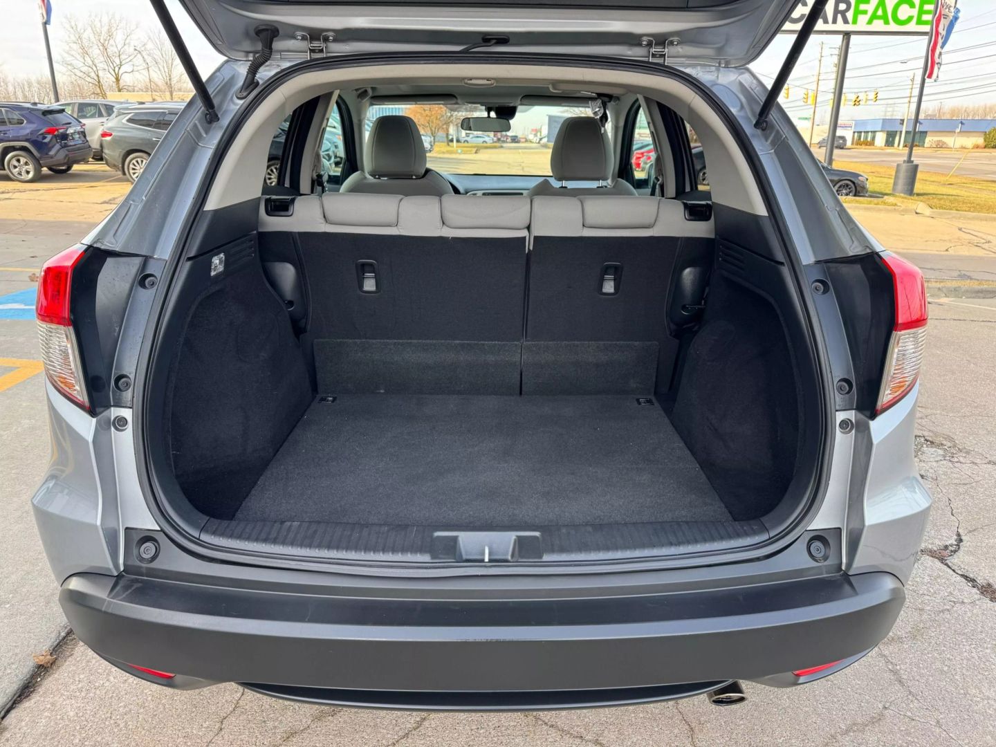 2022 Honda Hr-v - Image 17