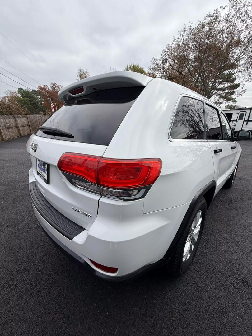 2014 Jeep Grand Cherokee Laredo photo 6