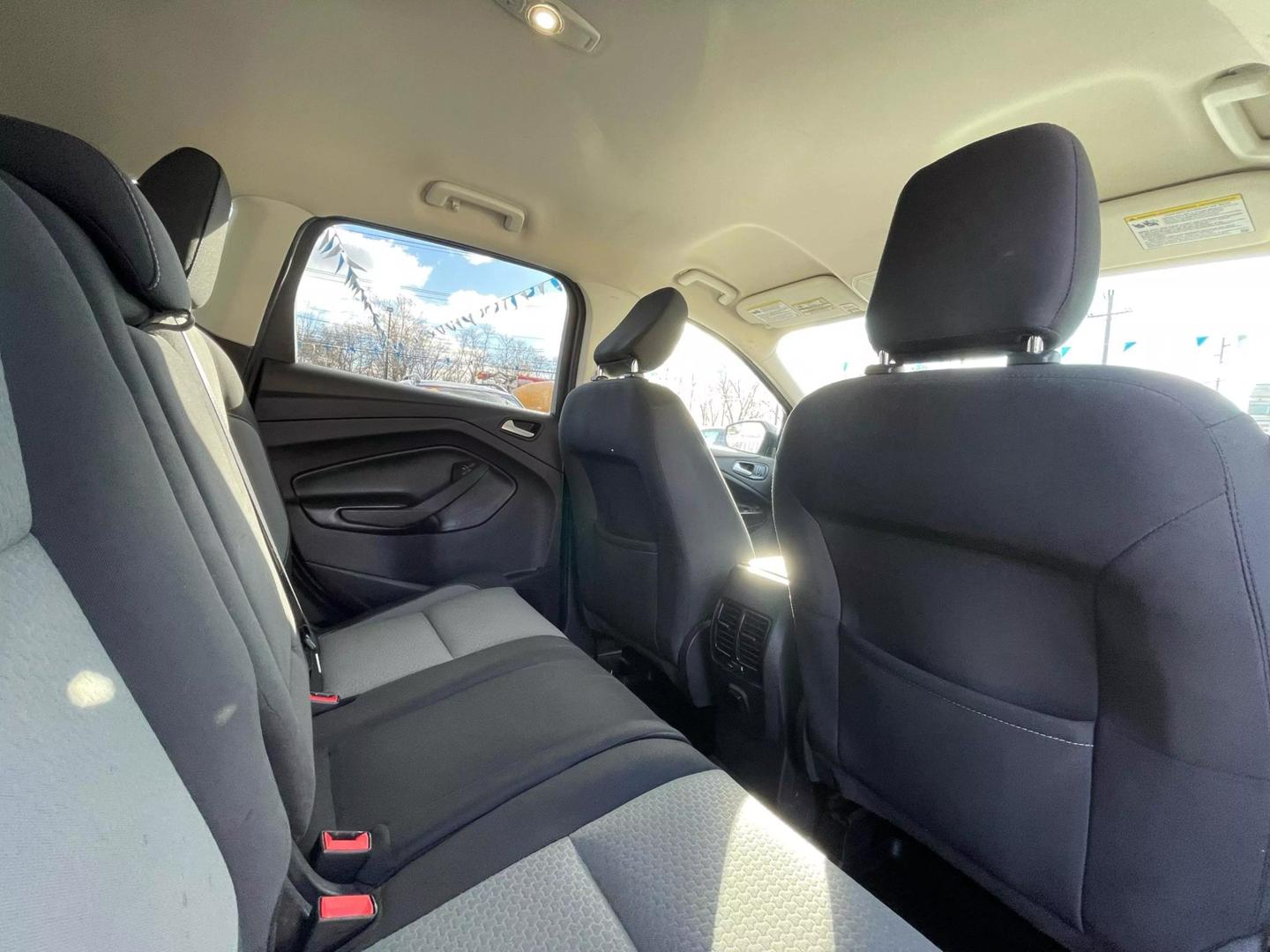 2019 Ford Escape SE photo 47