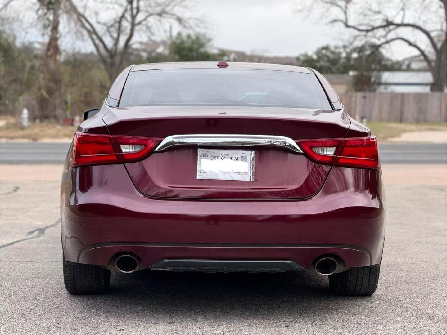 2018 Nissan Maxima SV photo 4