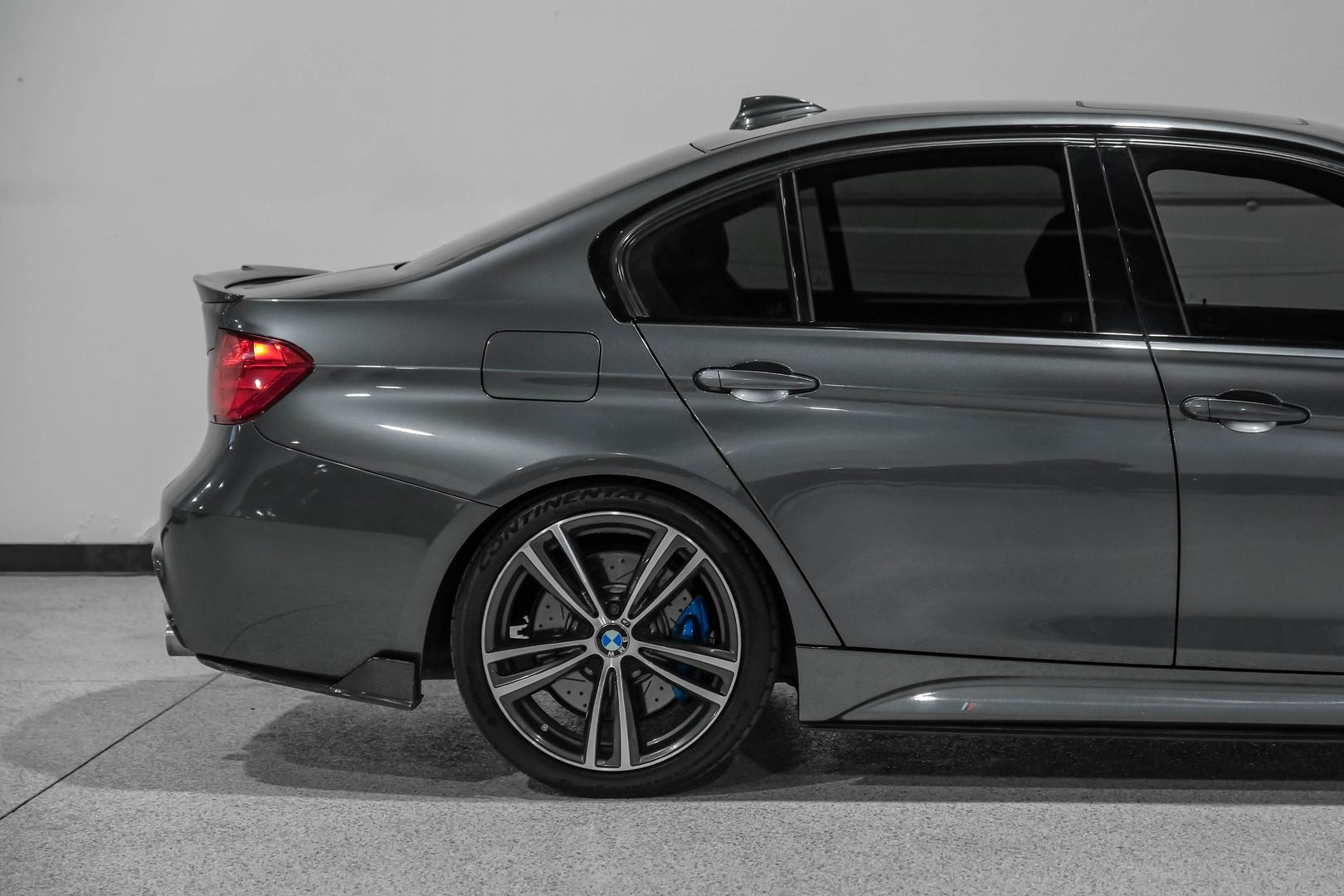 2015 BMW 3 Series 335i photo 14