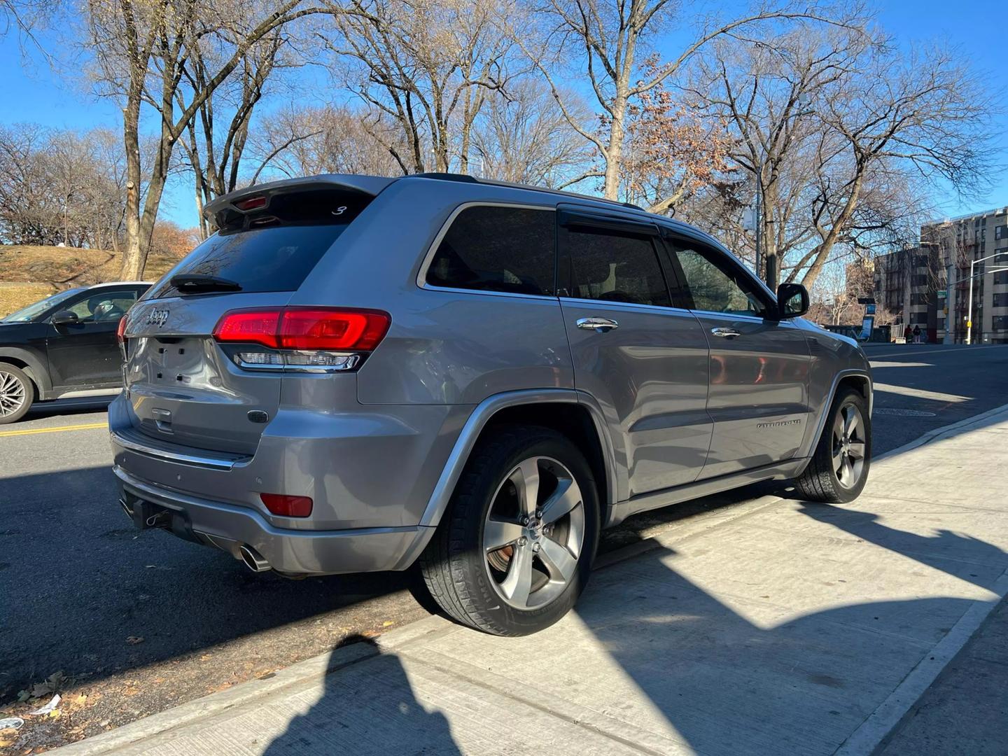 2015 Jeep Grand Cherokee Overland photo 6