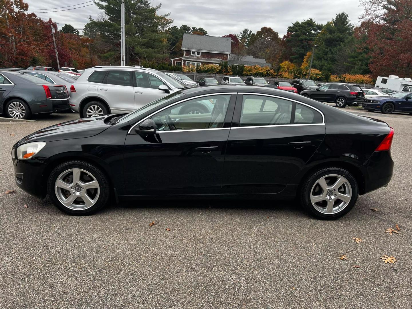 2012 Volvo S60 T5 photo 2