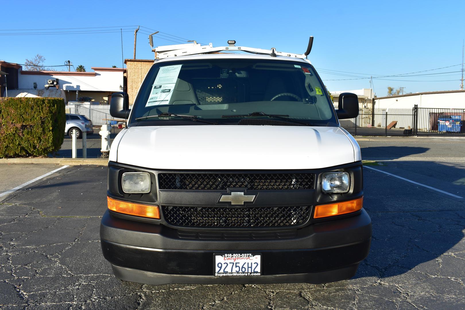 2017 Chevrolet Express Cargo Work Van photo 4