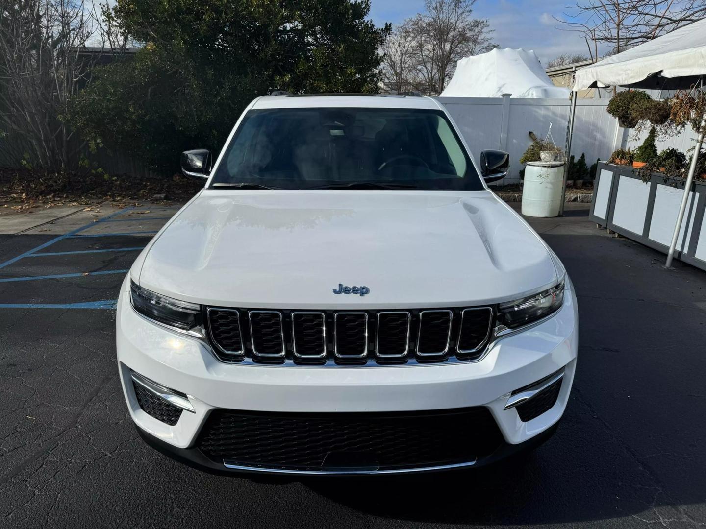 2023 Jeep Grand Cherokee 4xe photo 3