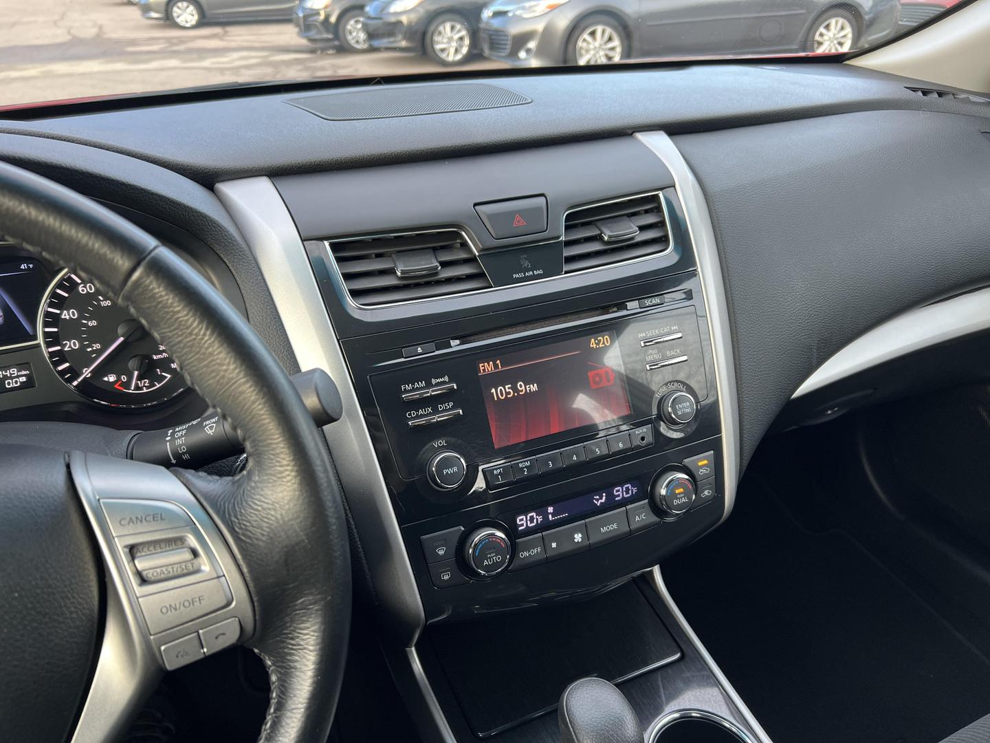 2013 Nissan Altima Sedan SV photo 28