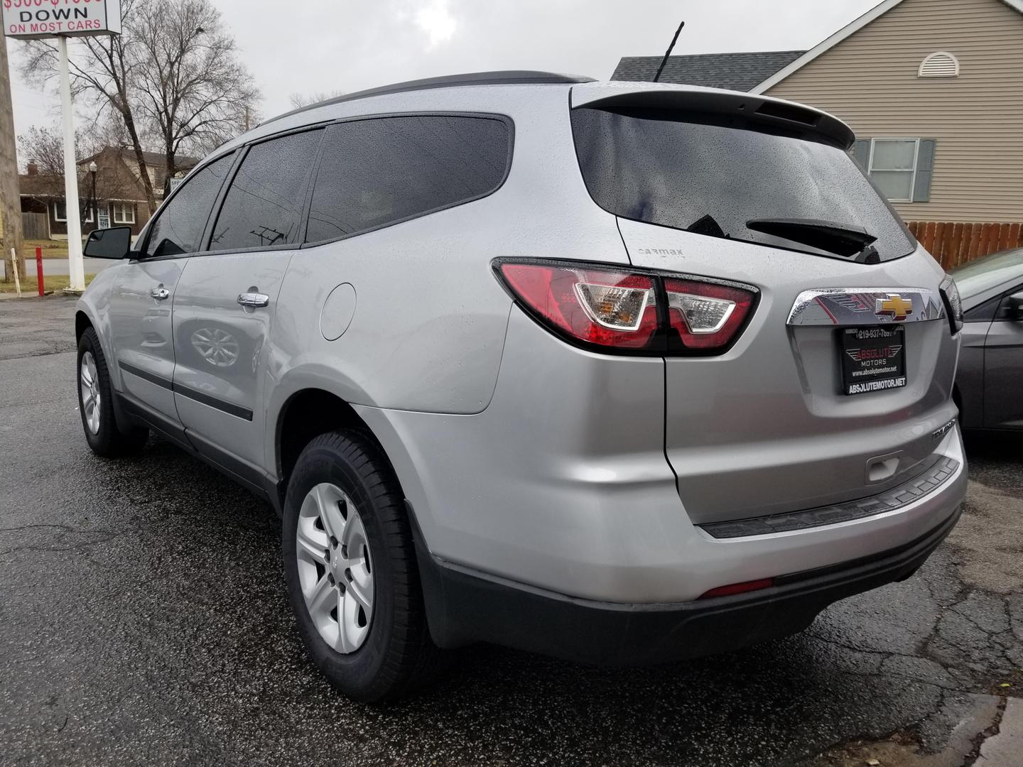 2014 Chevrolet Traverse LS photo 6