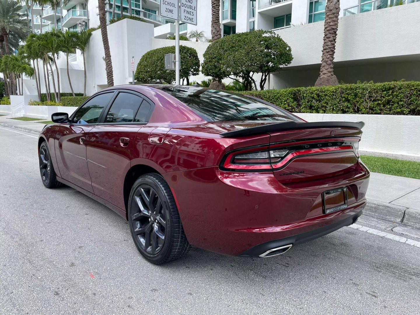 2022 Dodge Charger SXT photo 4