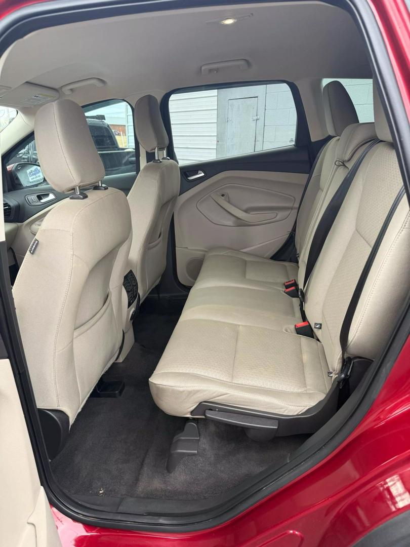 2019 Ford Escape SE photo 15