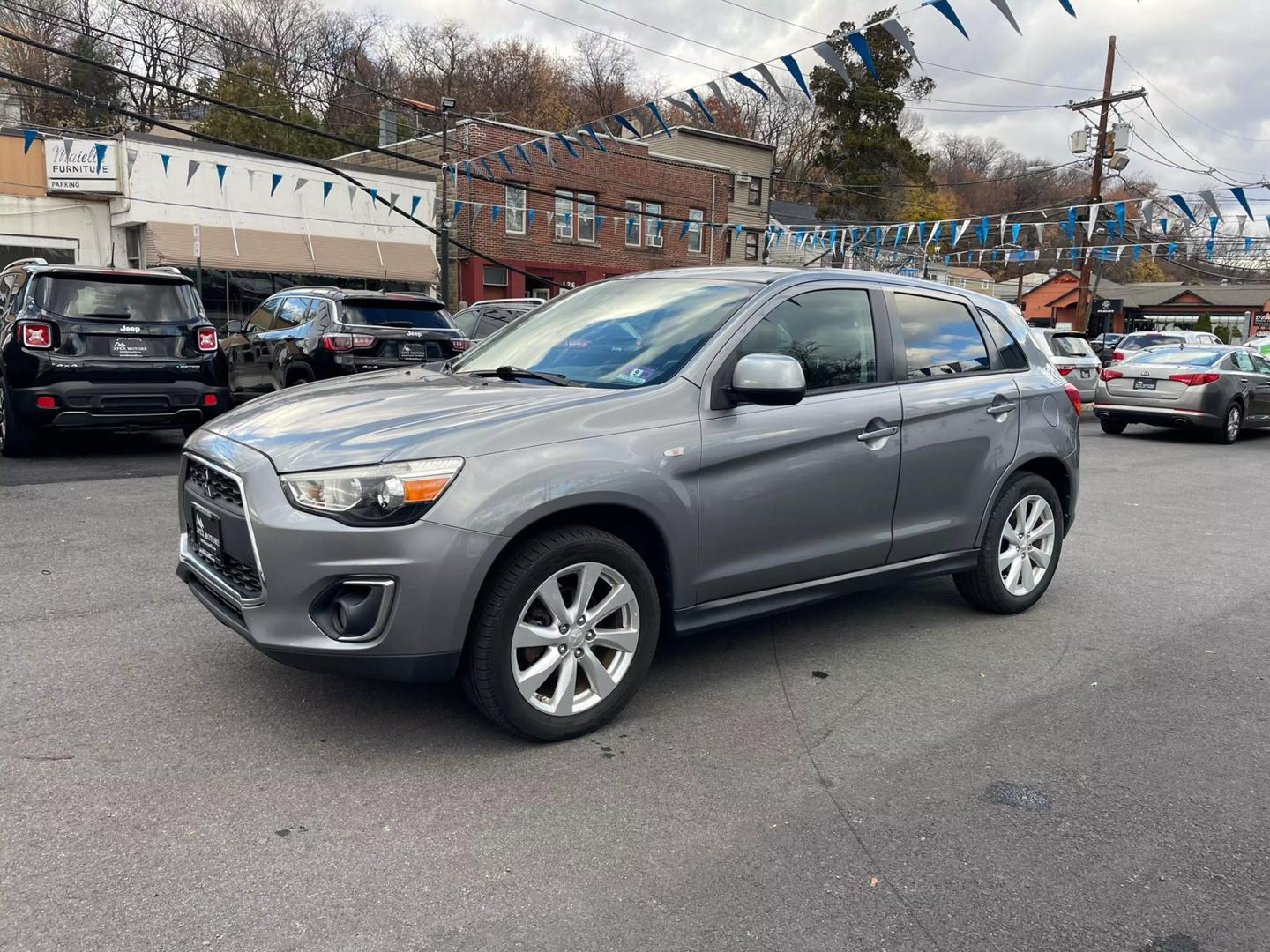 2015 Mitsubishi Outlander Sport ES photo 5