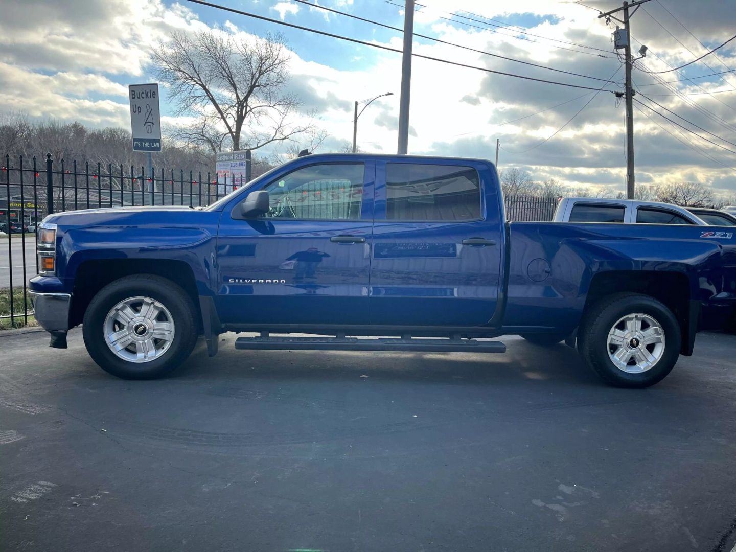 Used 2014 Chevrolet Silverado 1500 LT with VIN 3GCUKREC7EG181765 for sale in Kansas City