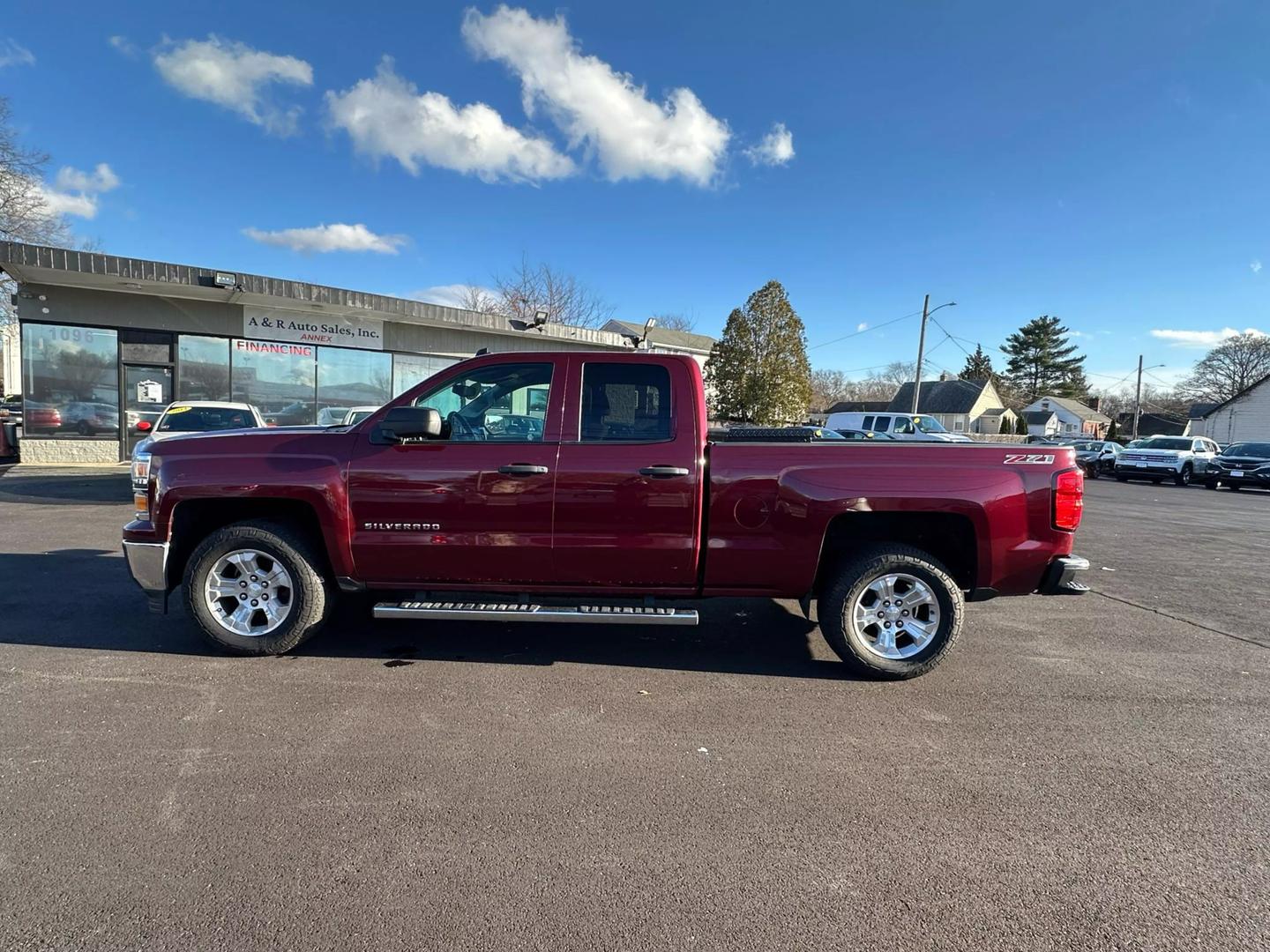 2014 Chevrolet Silverado 1500 LT photo 4