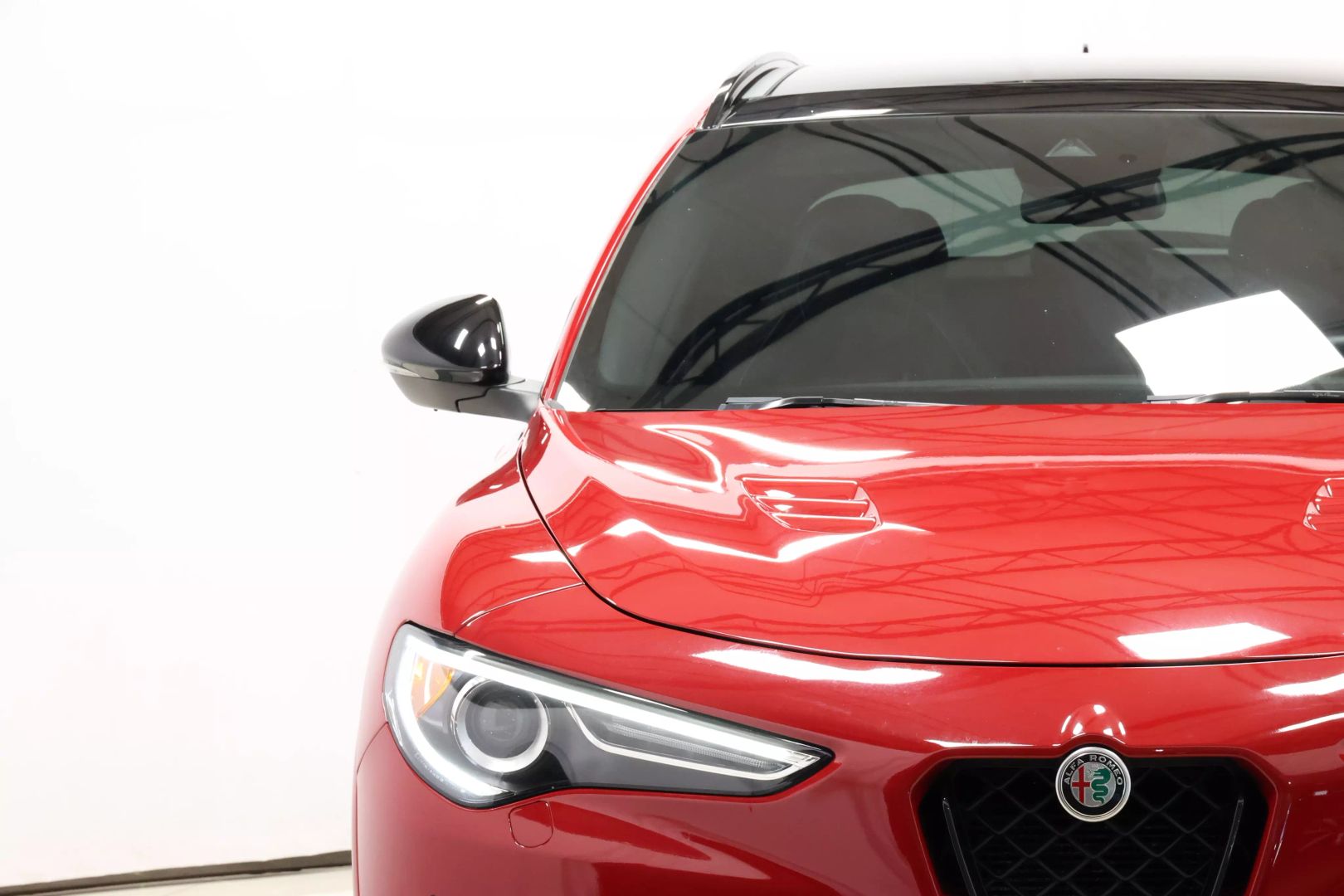 2022 Alfa Romeo Stelvio - Image 89