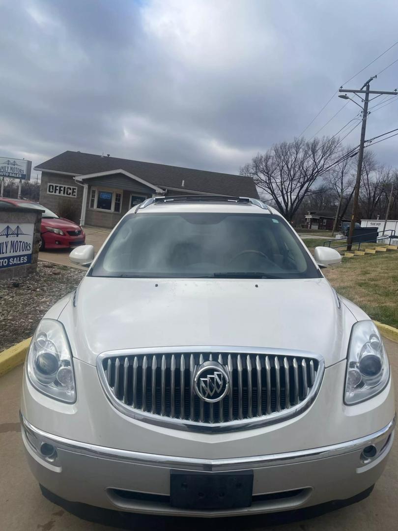 2010 Buick Enclave CXL-2 photo 2