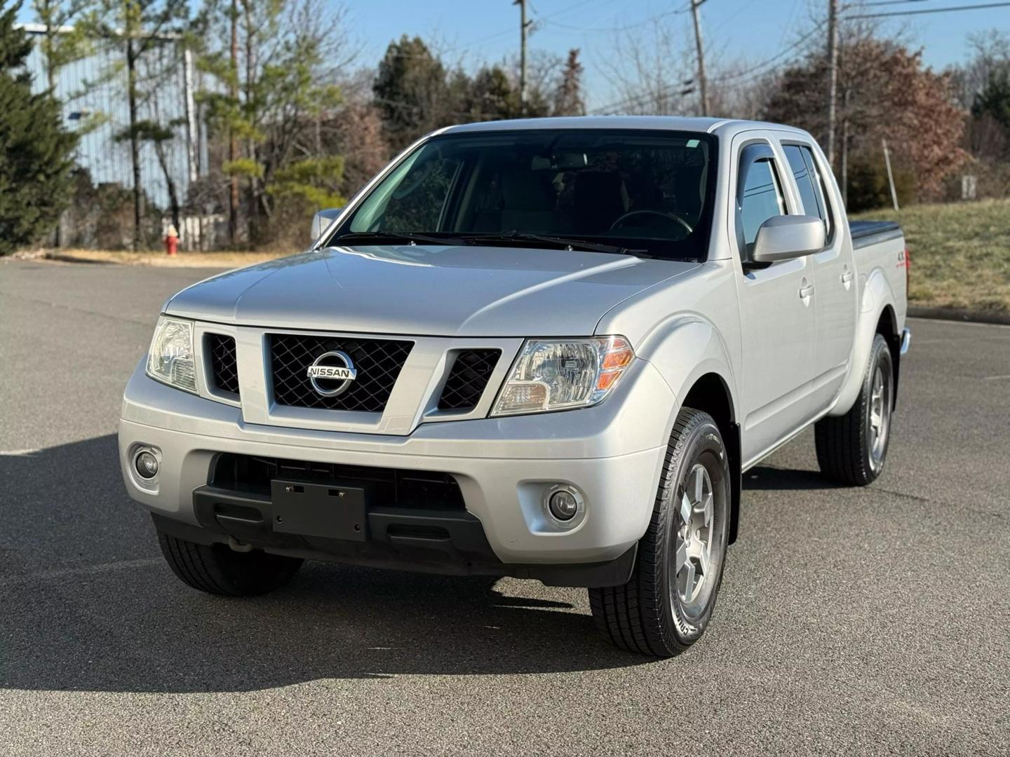 2011 Nissan Frontier PRO-4X photo 11