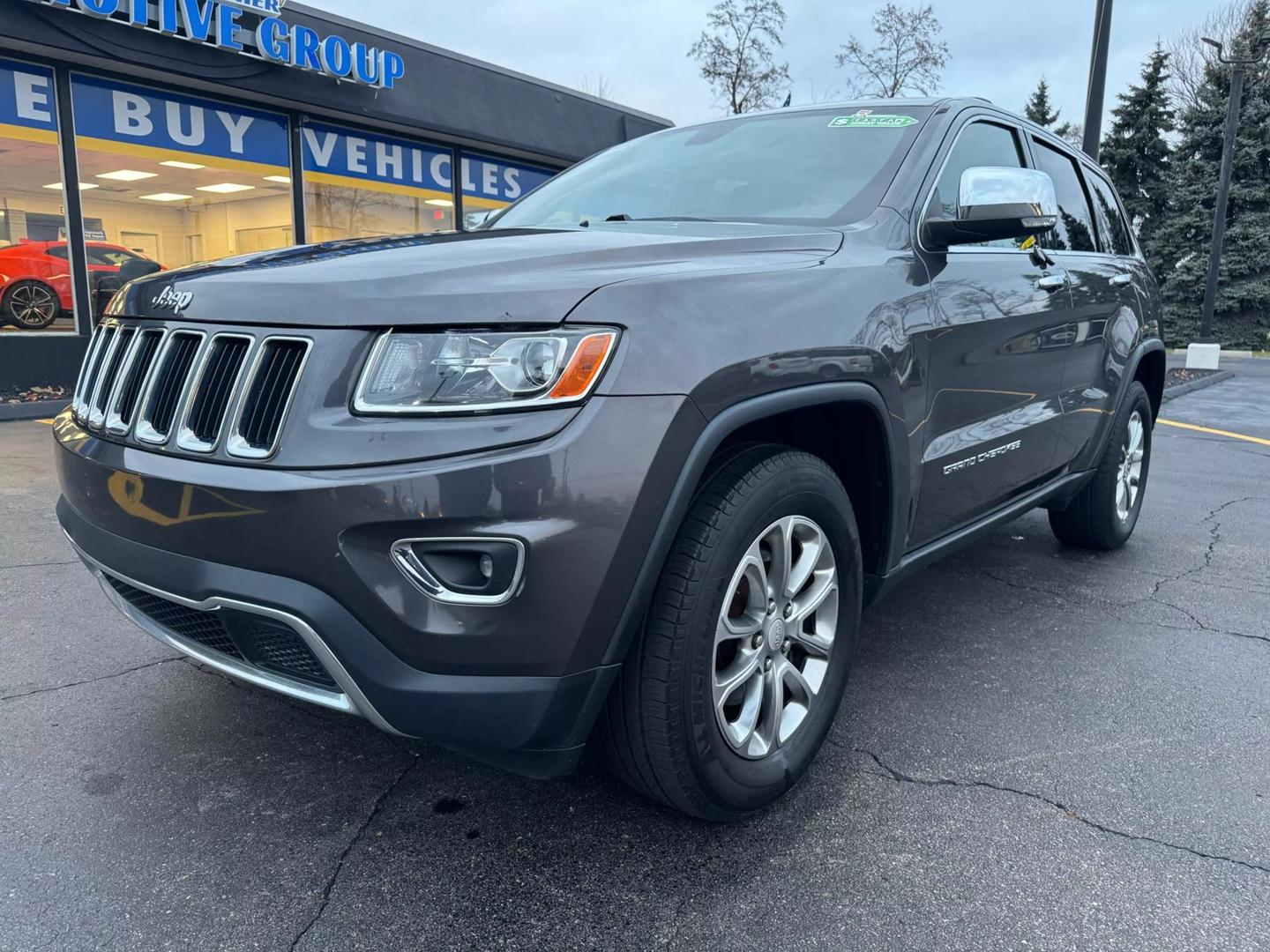 2015 Jeep Grand Cherokee Limited photo 2