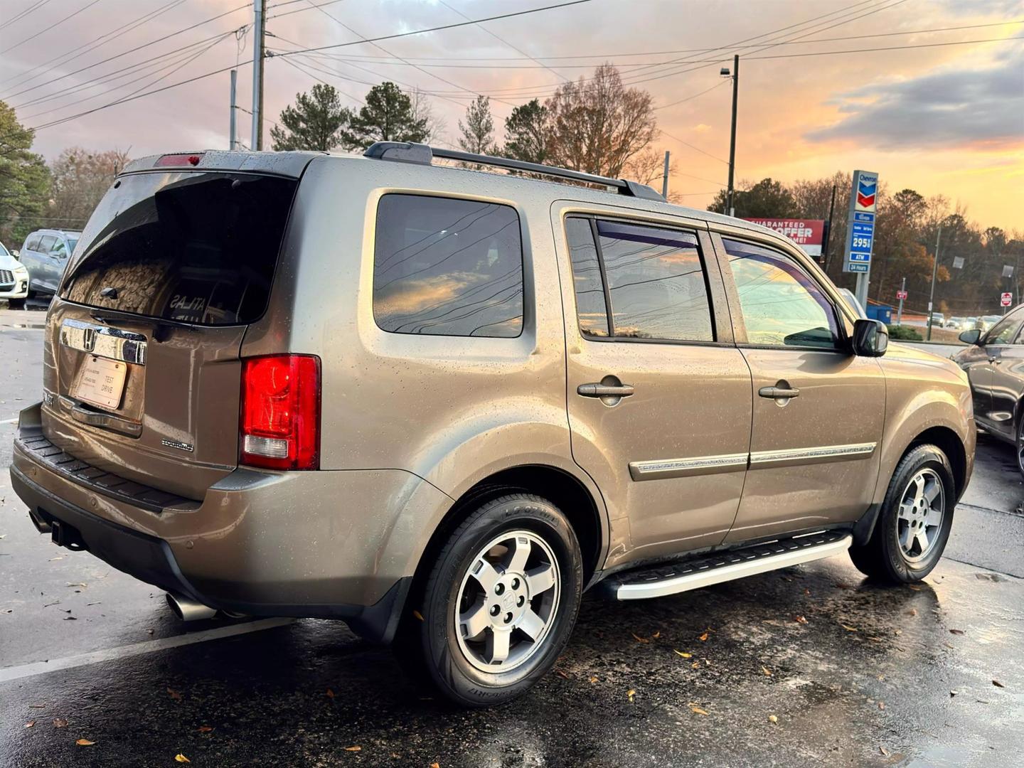 2011 Honda Pilot Touring photo 6