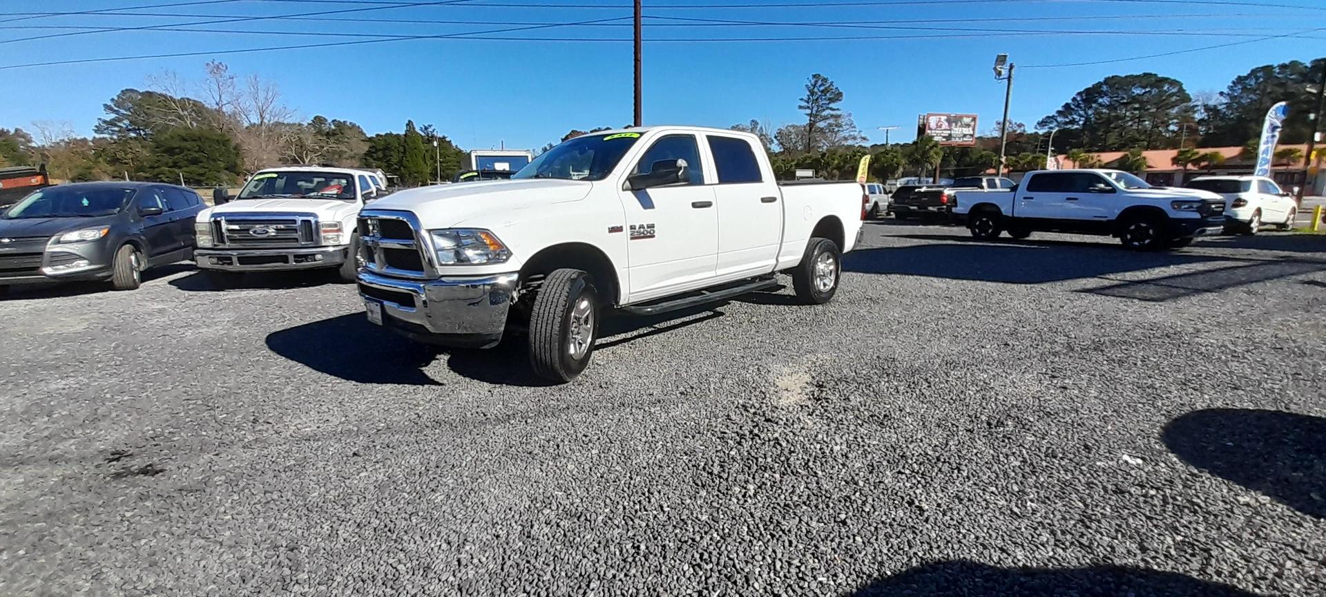 2018 RAM Ram 2500 Pickup Tradesman photo 3