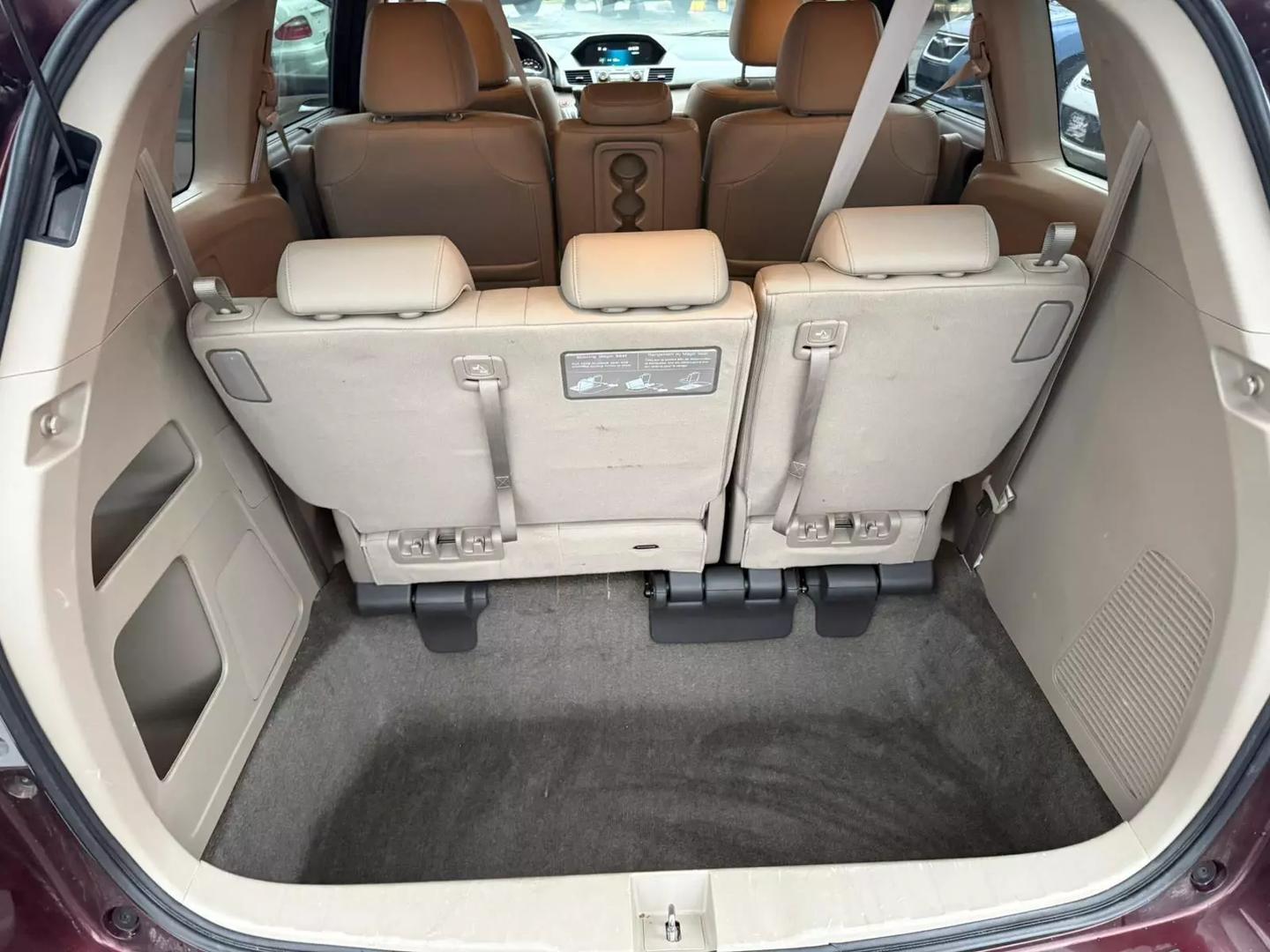 2015 Honda Odyssey EX-L photo 28