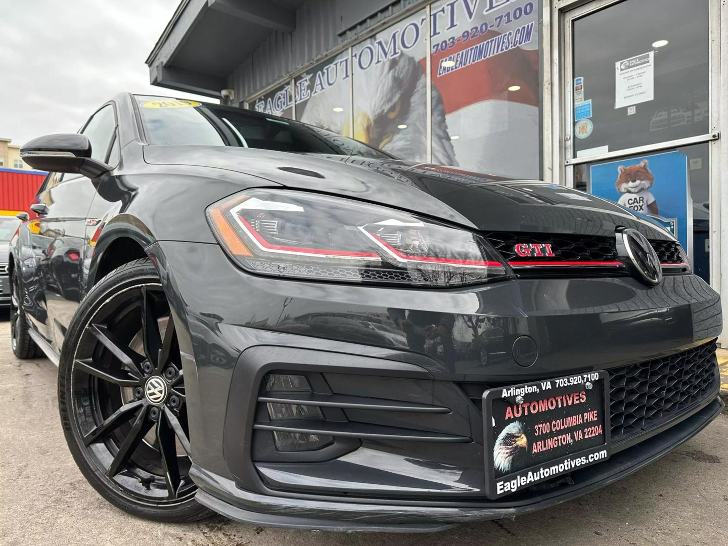 Volkswagen Golf GTI's photo