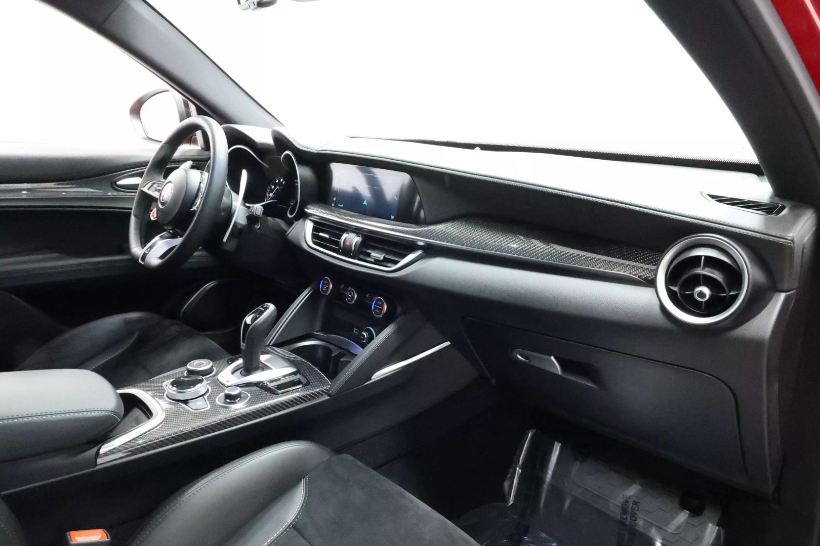 2022 Alfa Romeo Stelvio - Image 86