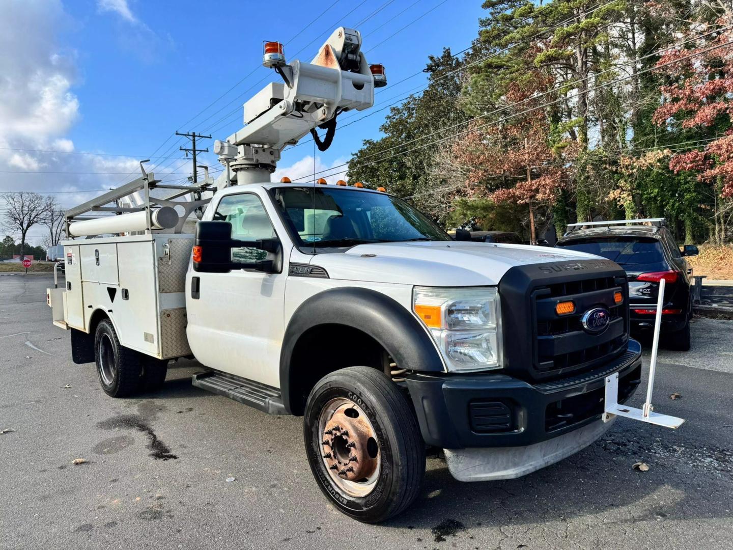 2012 Ford F-450 Super Duty Chassis Cab null photo 2