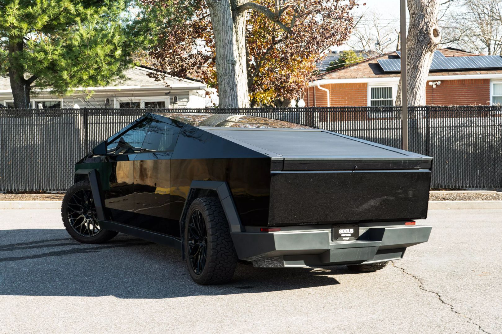 2024 Tesla Cybertruck - Image 25