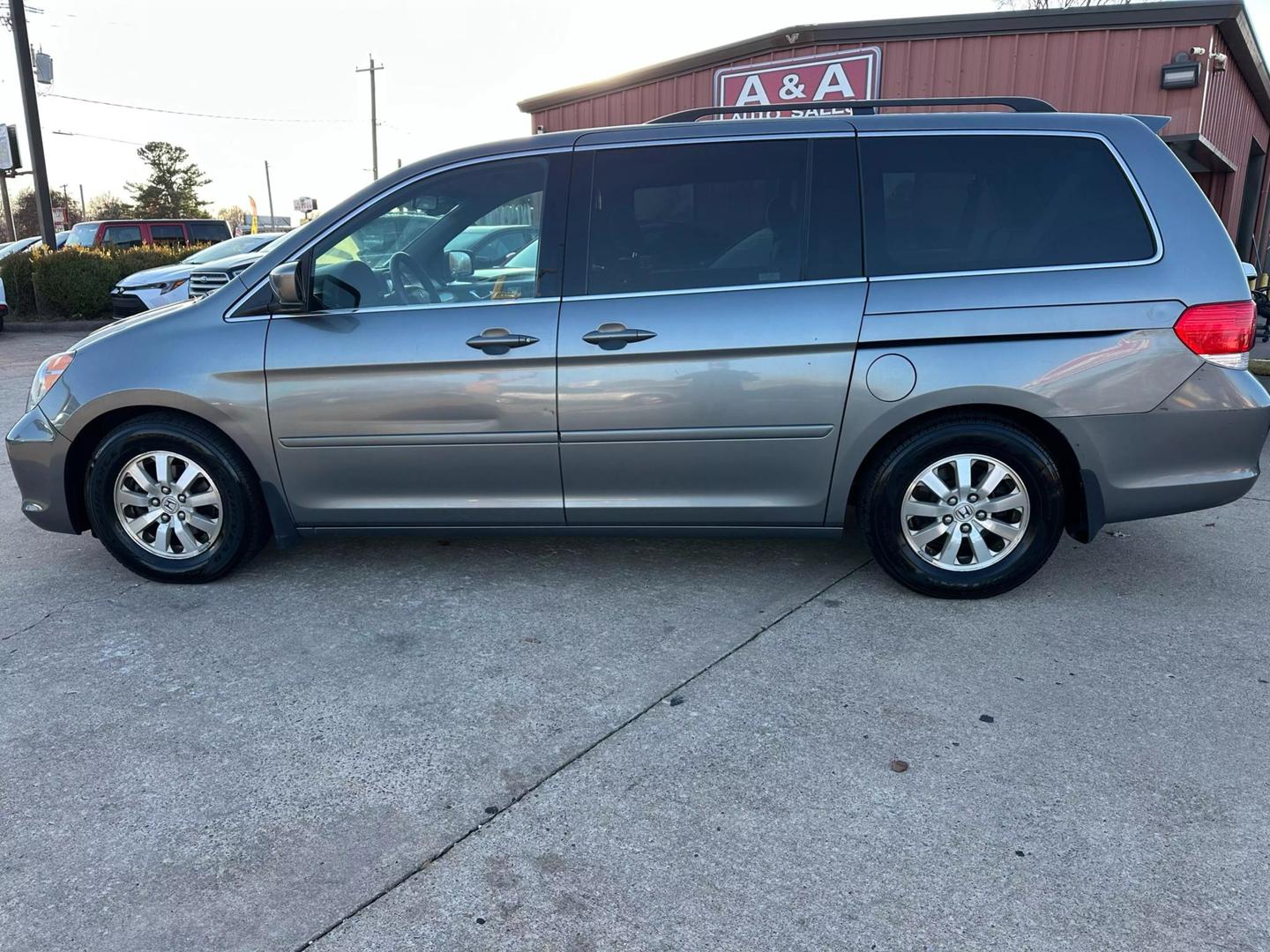 2009 Honda Odyssey EX photo 2