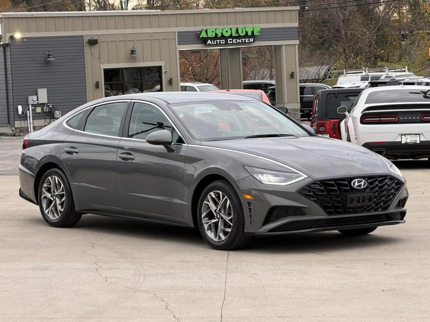 2022 Hyundai Sonata SEL photo 9