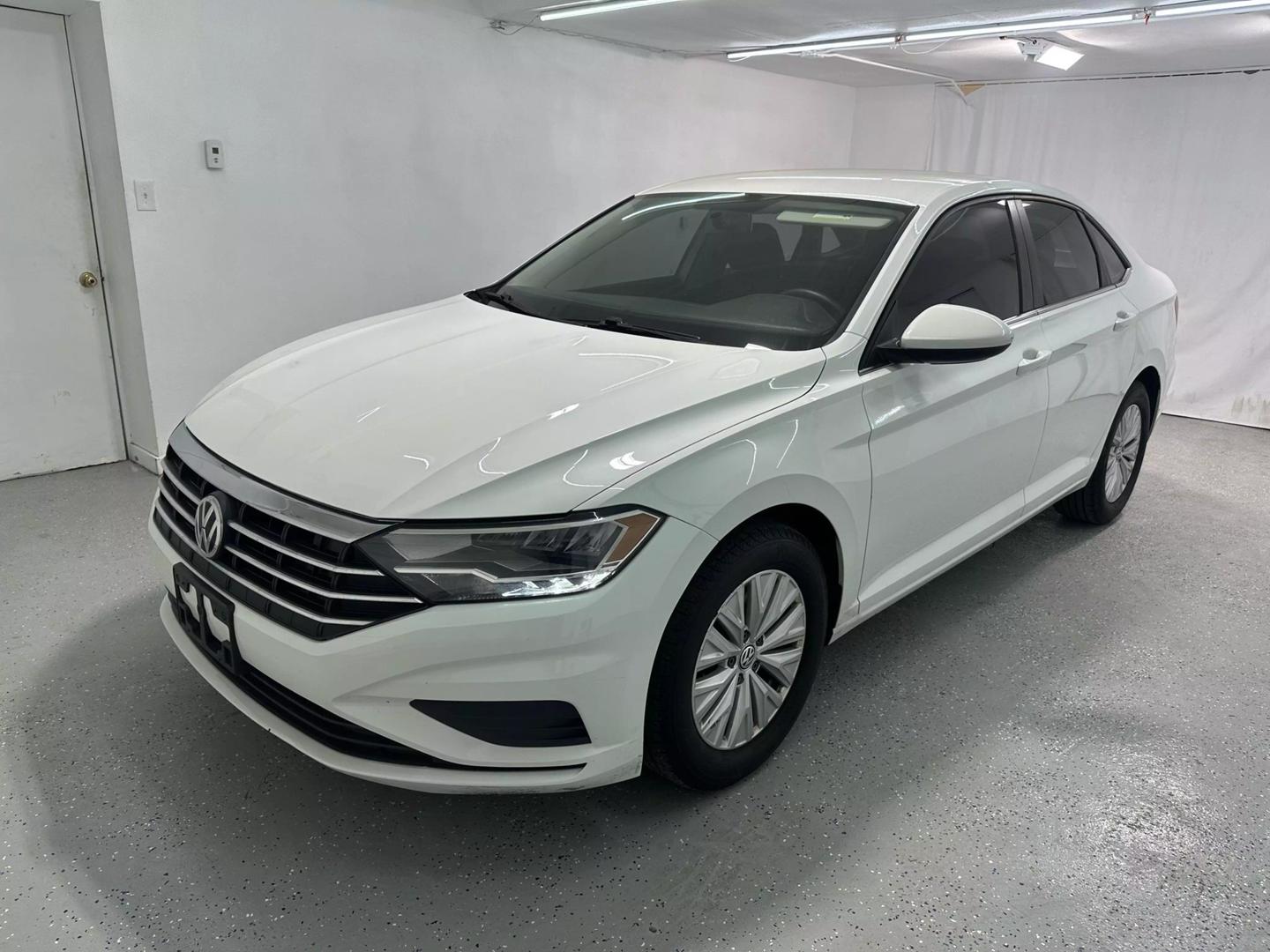 2019 Volkswagen Jetta S photo 3