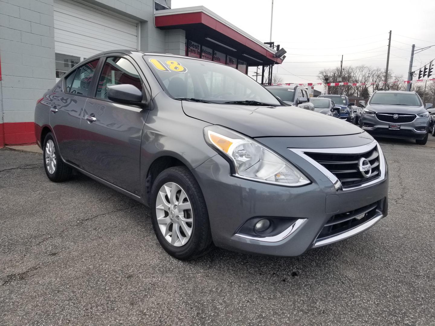 2018 Nissan Versa Sedan SV photo 2