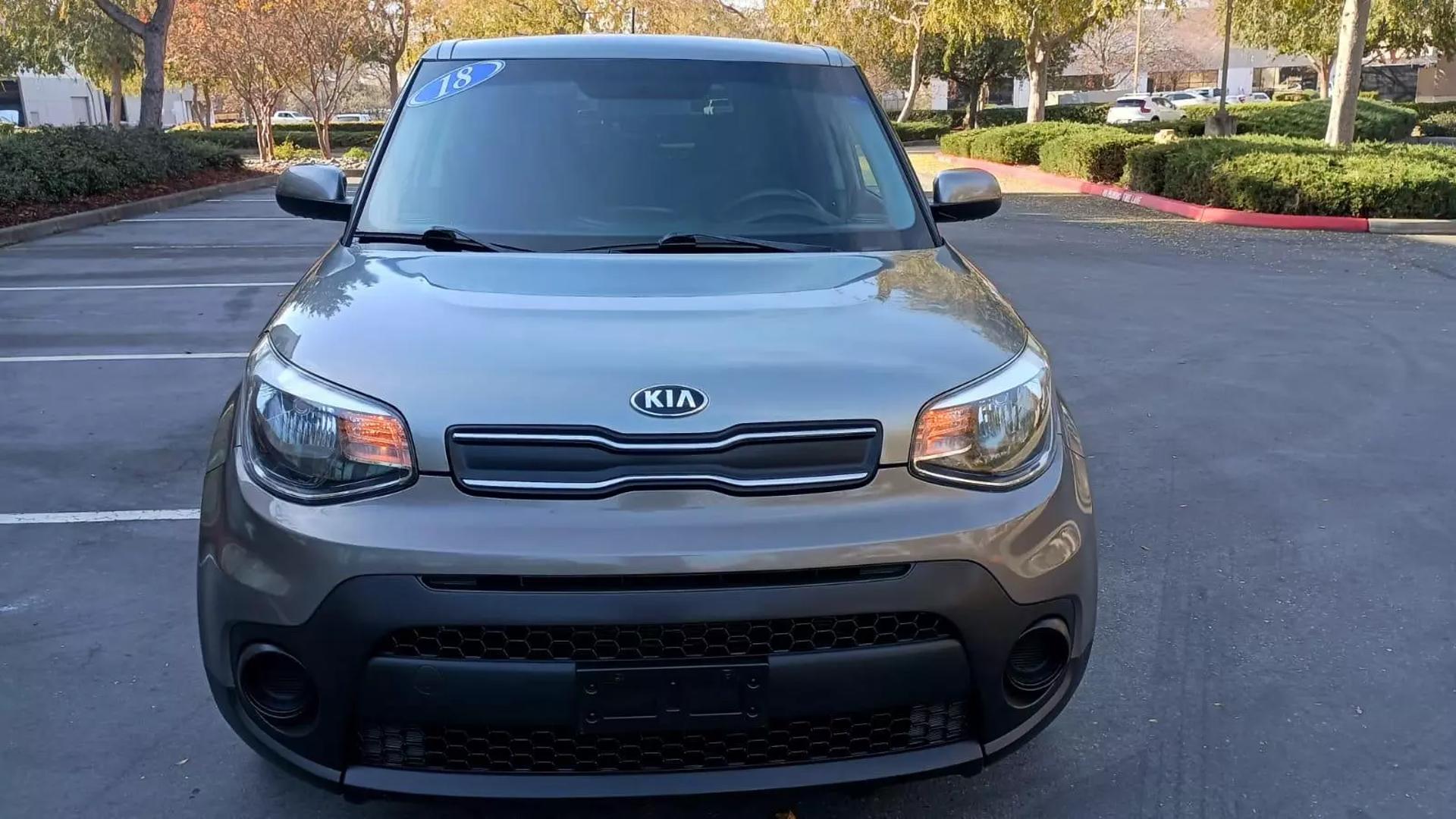 2018 Kia Soul Base photo 2