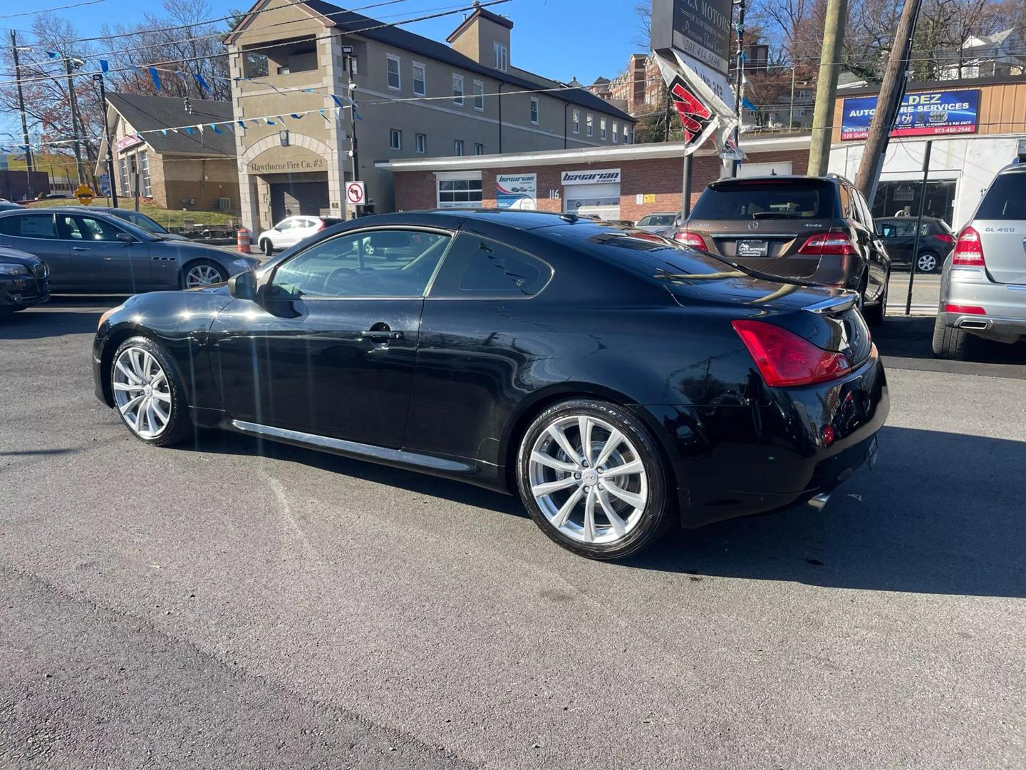 2009 INFINITI G Coupe 37 Journey photo 8