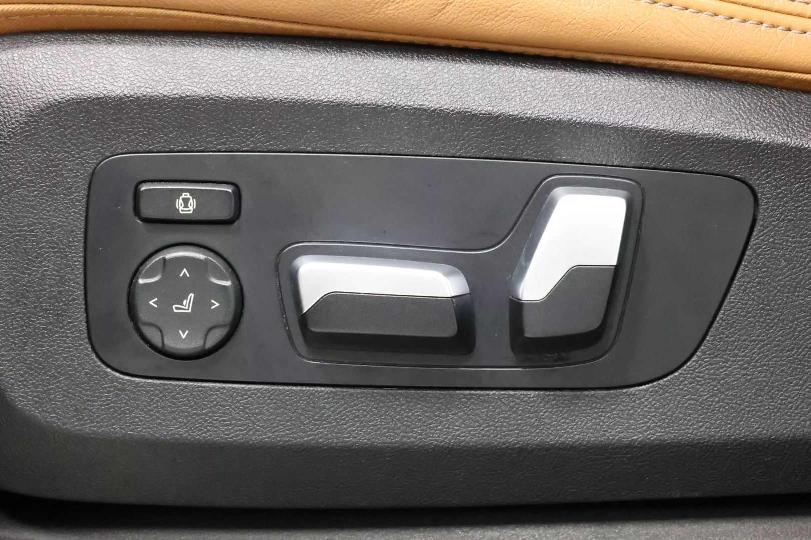 2022 Bmw X7 - Image 12