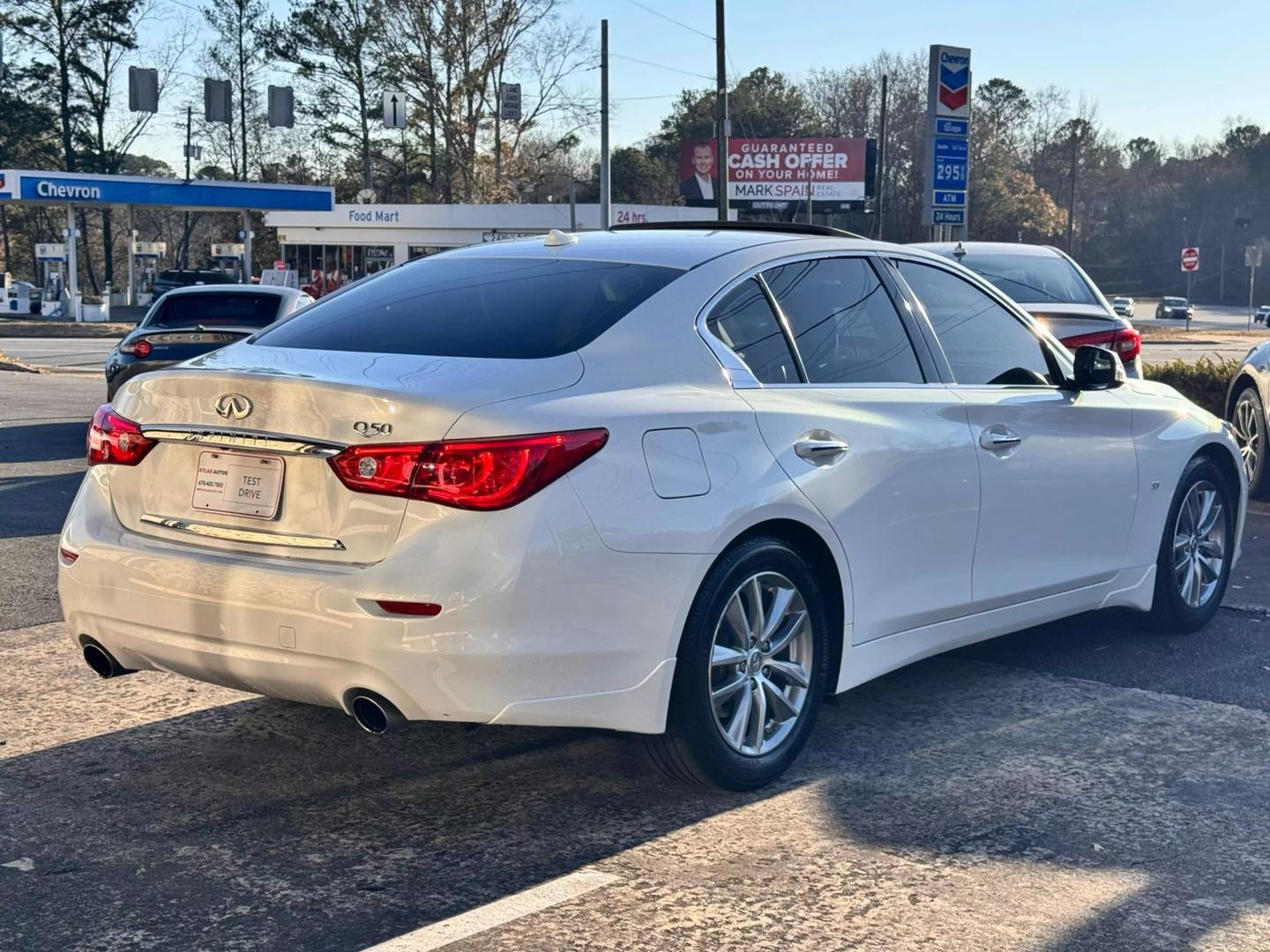 2015 INFINITI Q50 Premium photo 7