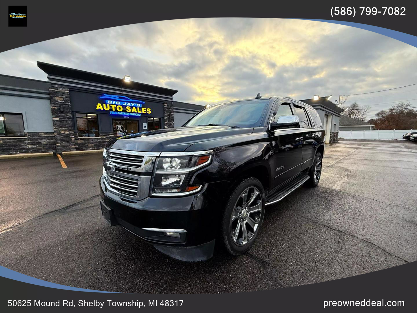 Chevrolet Tahoe's photo