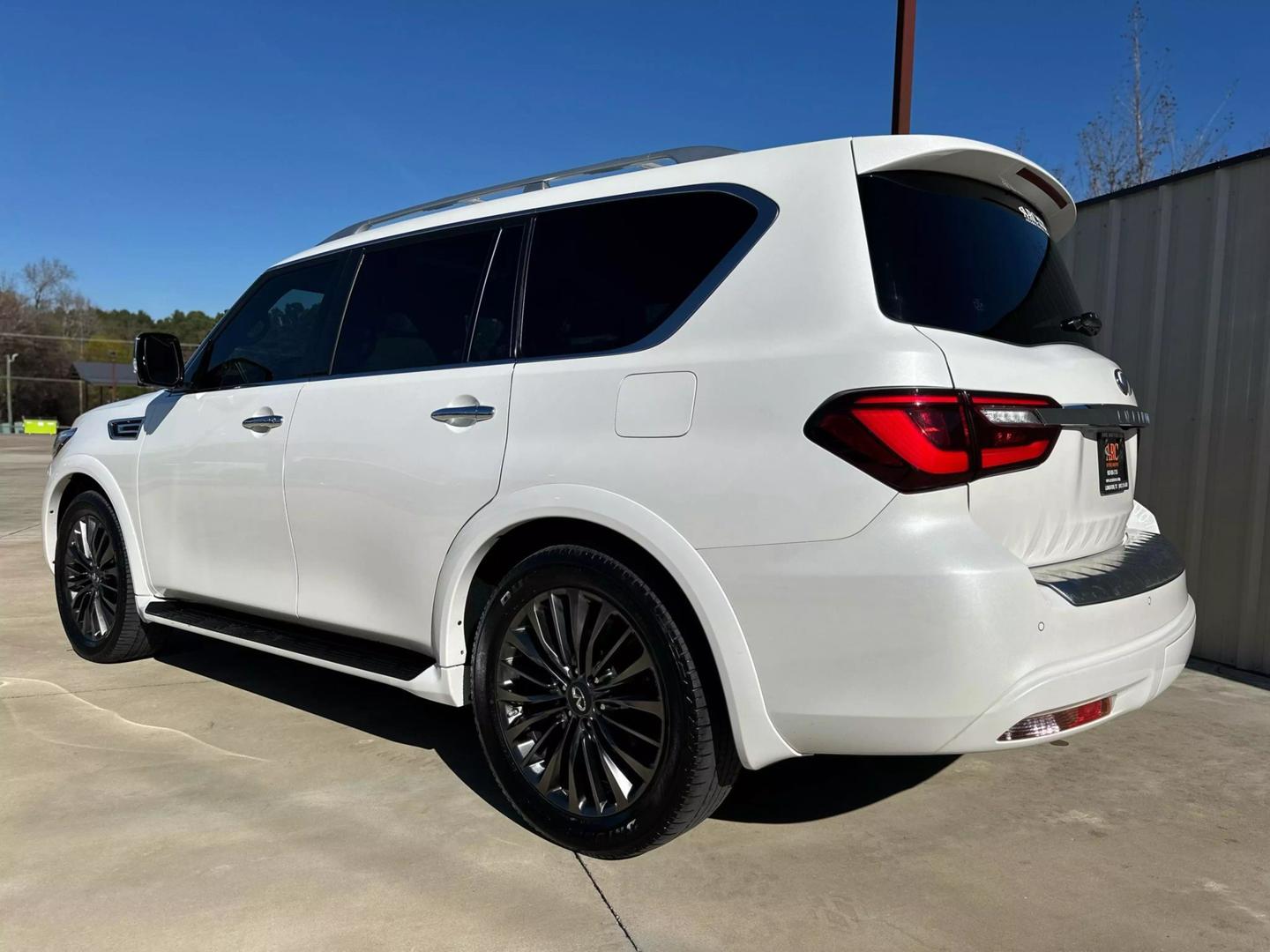 2022 INFINITI QX80 Sensory photo 5