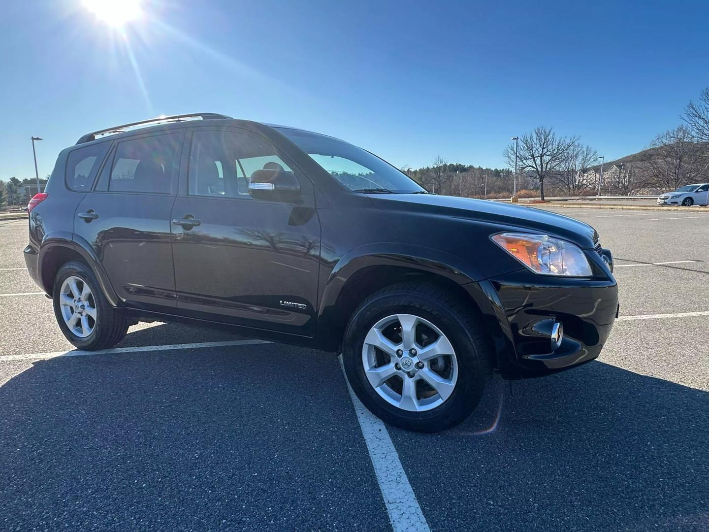 2011 Toyota RAV4 Limited photo 6