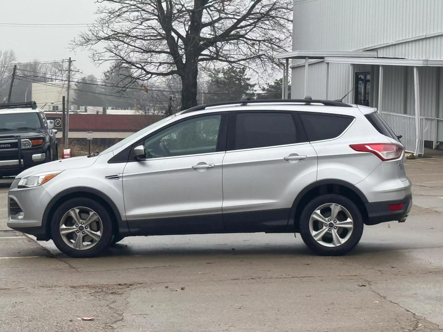 2015 Ford Escape SE photo 4