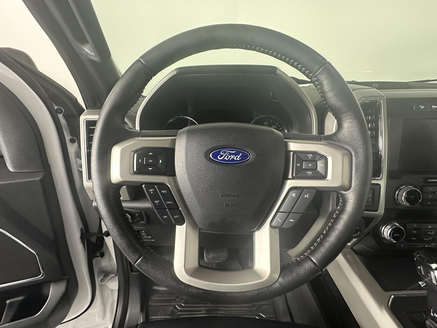 2019 Ford F-150 Lariat photo 34