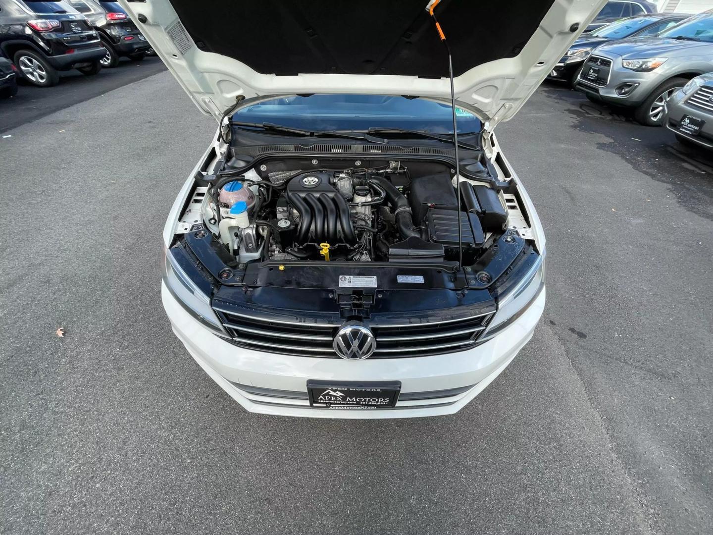 2015 Volkswagen Jetta S photo 54