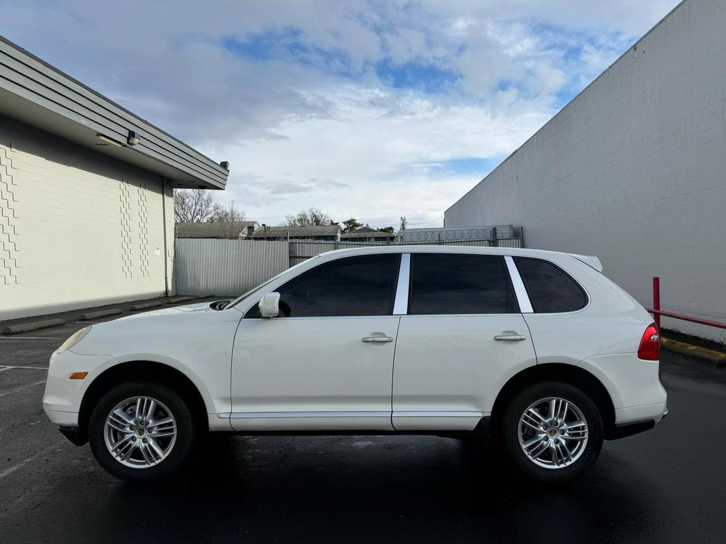 2008 Porsche Cayenne Base photo 6