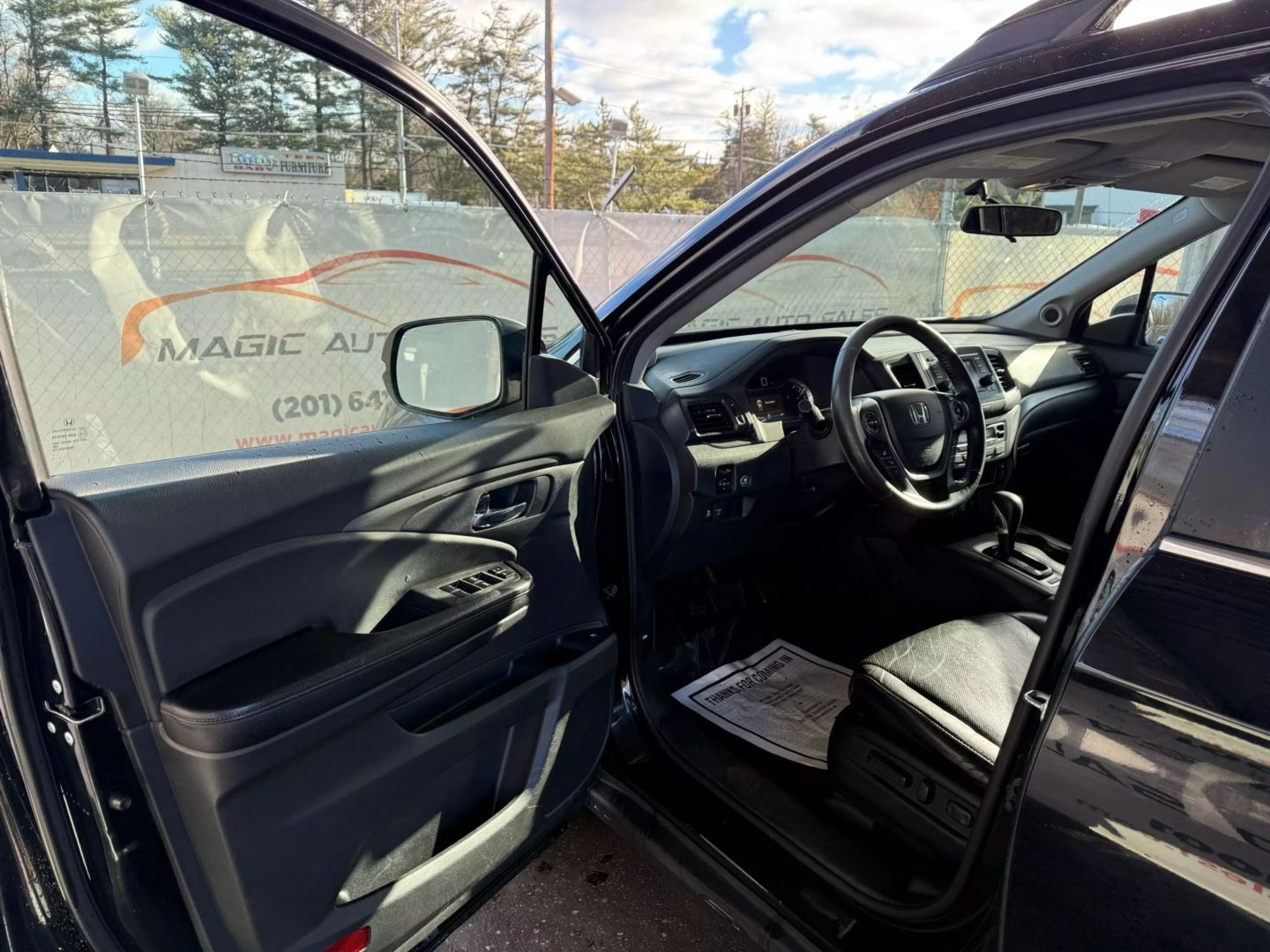 2019 Honda Ridgeline - Image 14