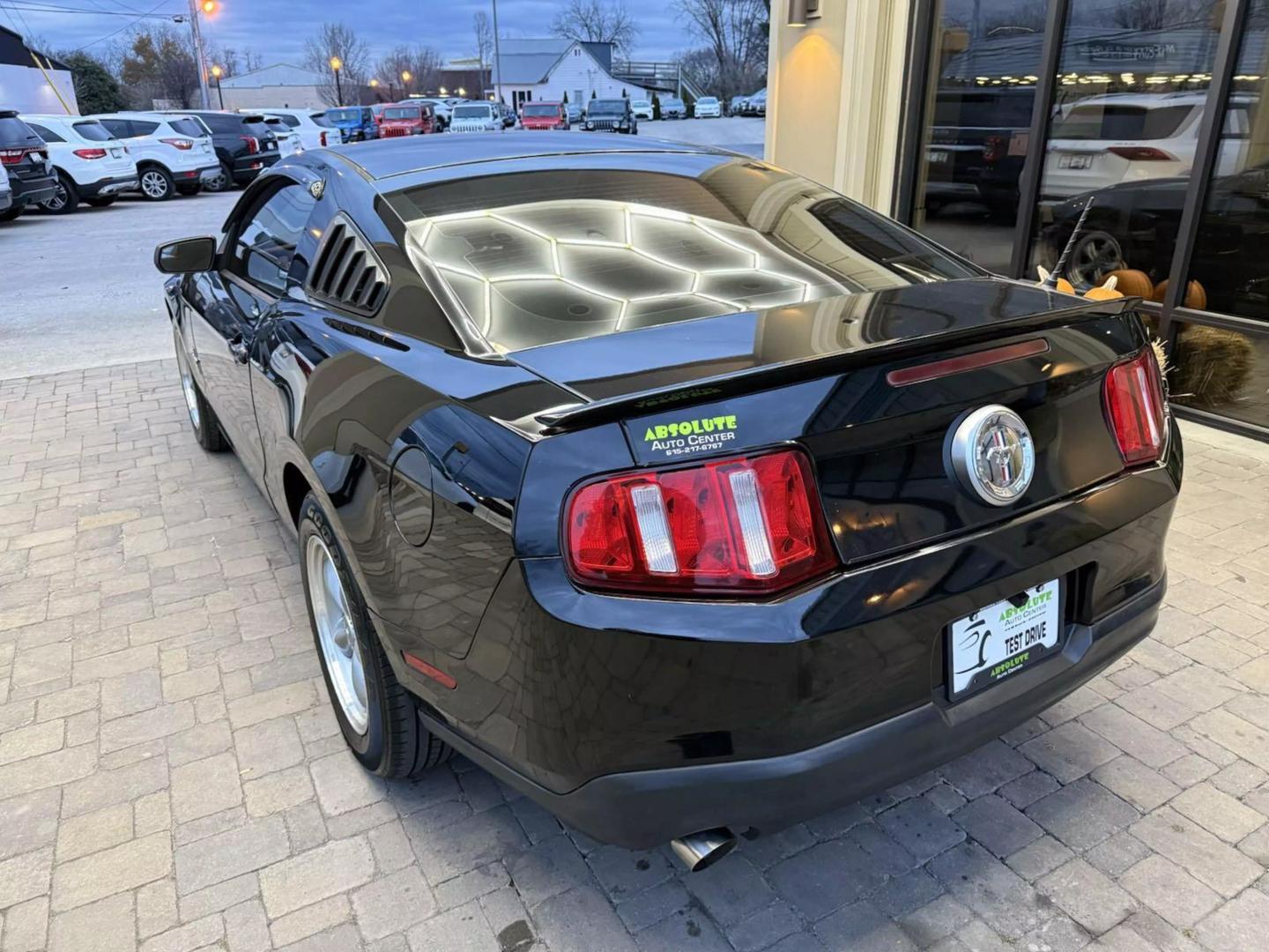 2011 Ford Mustang V6 photo 40