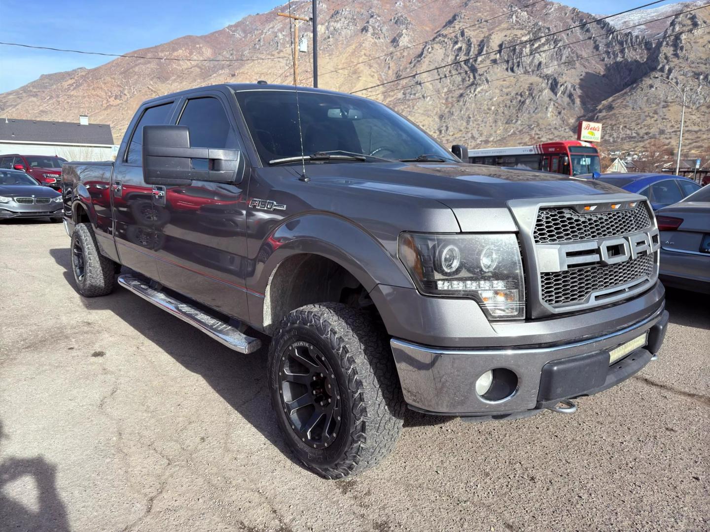 2013 Ford F-150 XLT photo 43