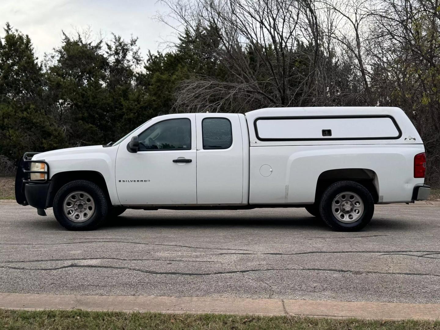 2008 Chevrolet Silverado 1500 Work Truck photo 2