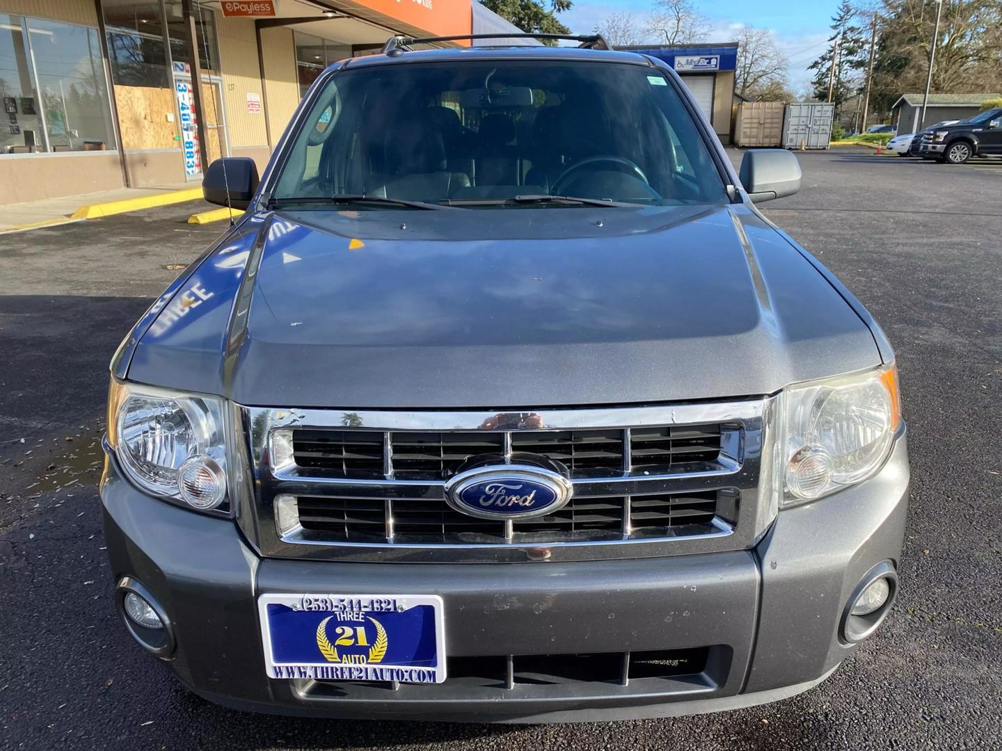 2010 Ford Escape XLT photo 8