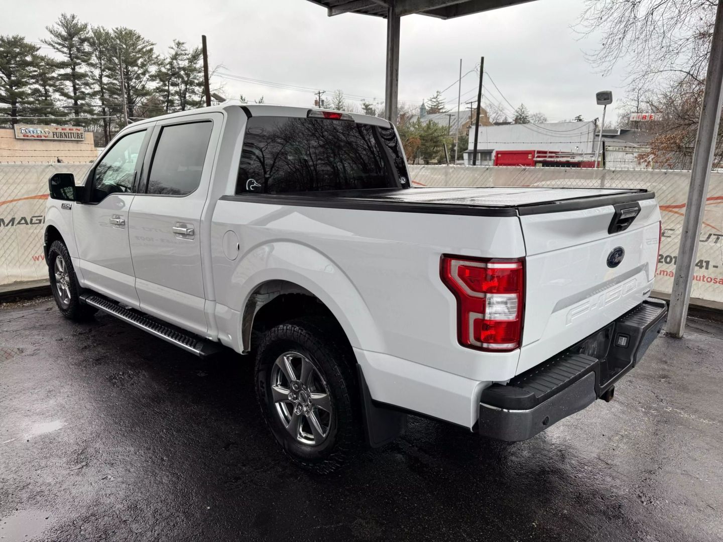 2018 Ford F150 Supercrew Cab - Image 12