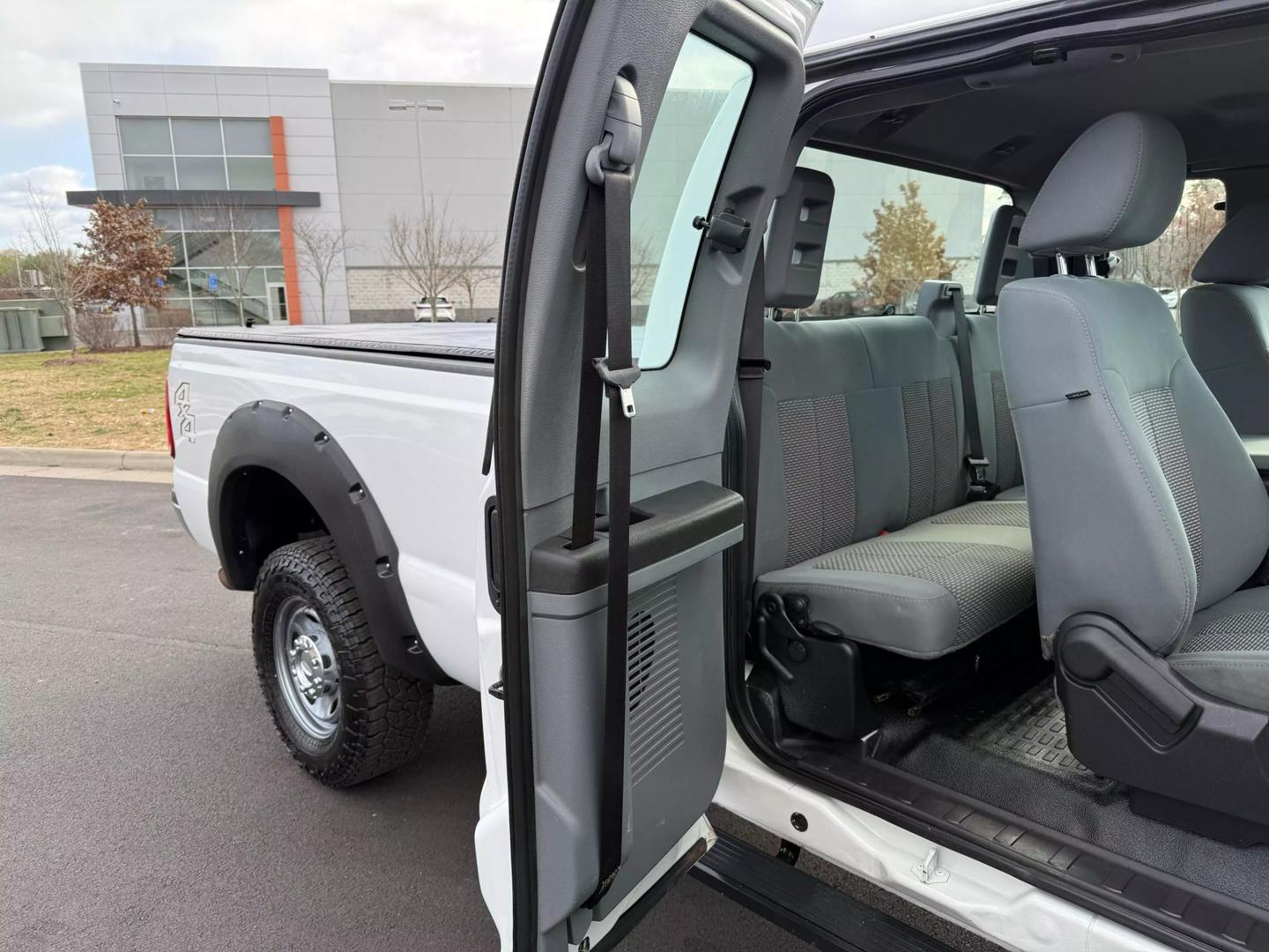 2011 Ford F-250 Super Duty XLT photo 78